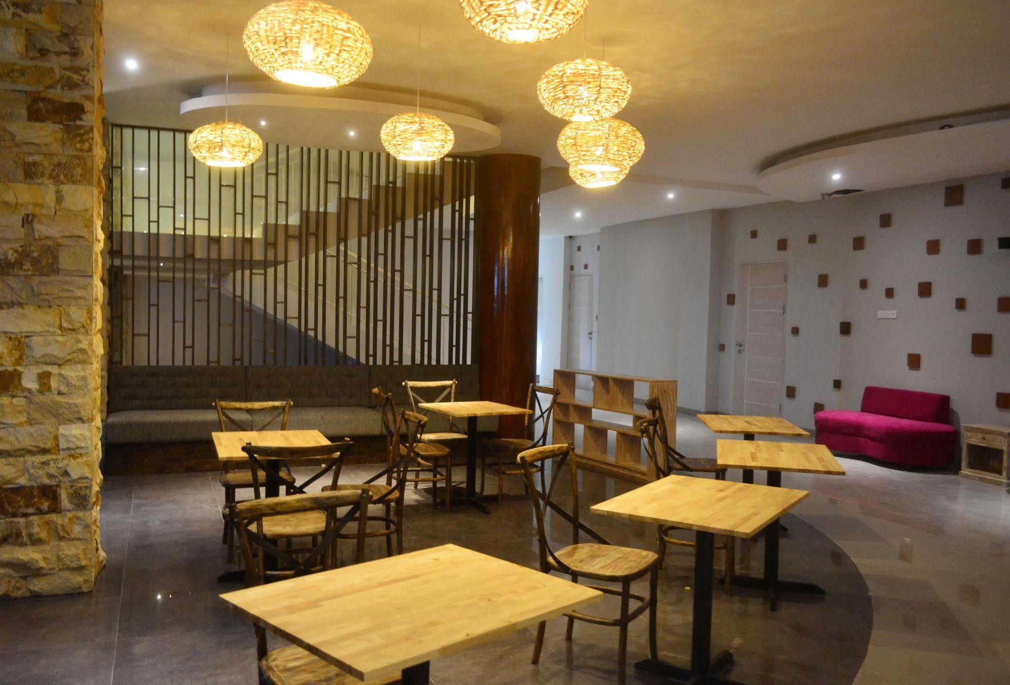 The Salak Style Hotel Denpasar Extérieur photo